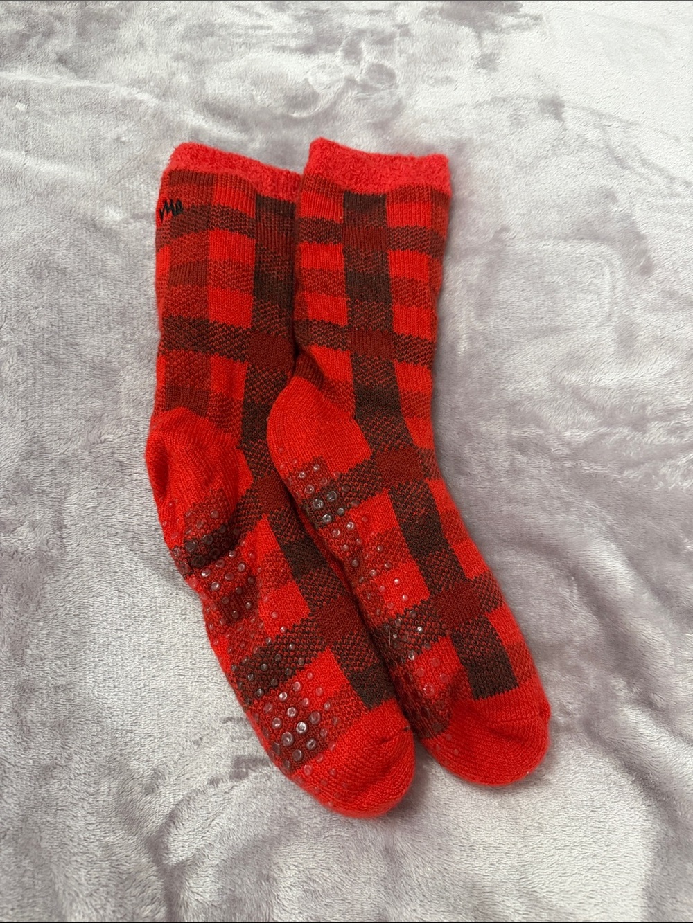 MeUndies Red and Black Plaid Gripper Socks
